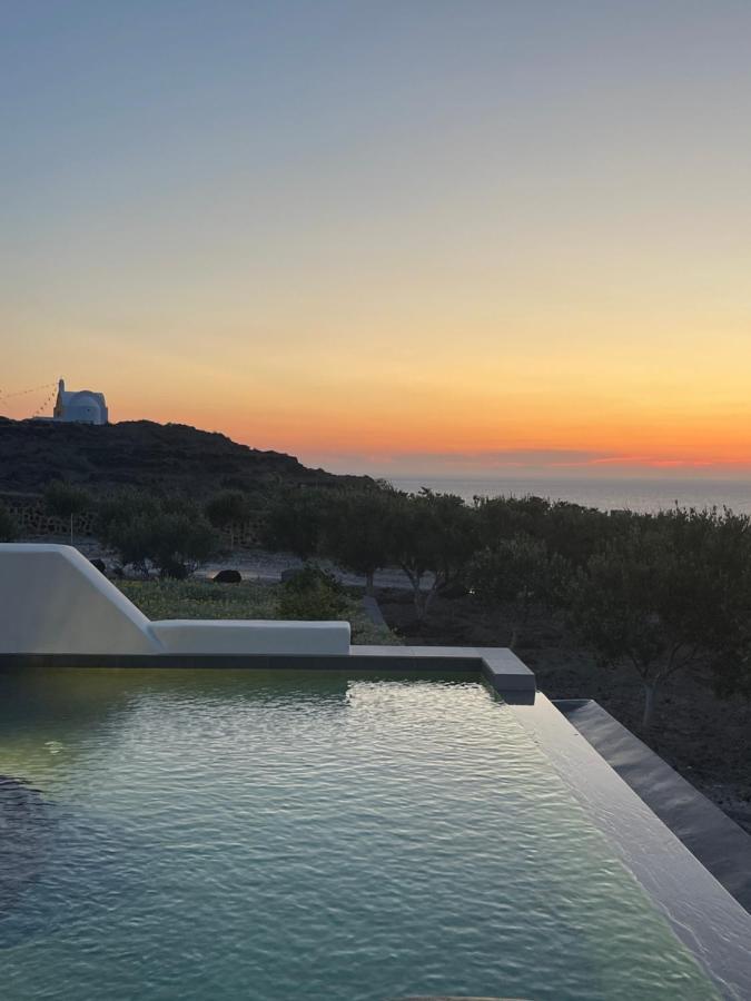 Saint John Oia-Villas With Private Heated Pool Exterior photo